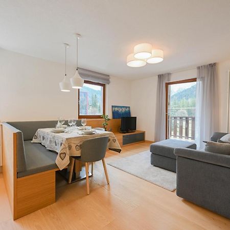 Casa Al Parco Deluxe Villa Canazei Eksteriør billede