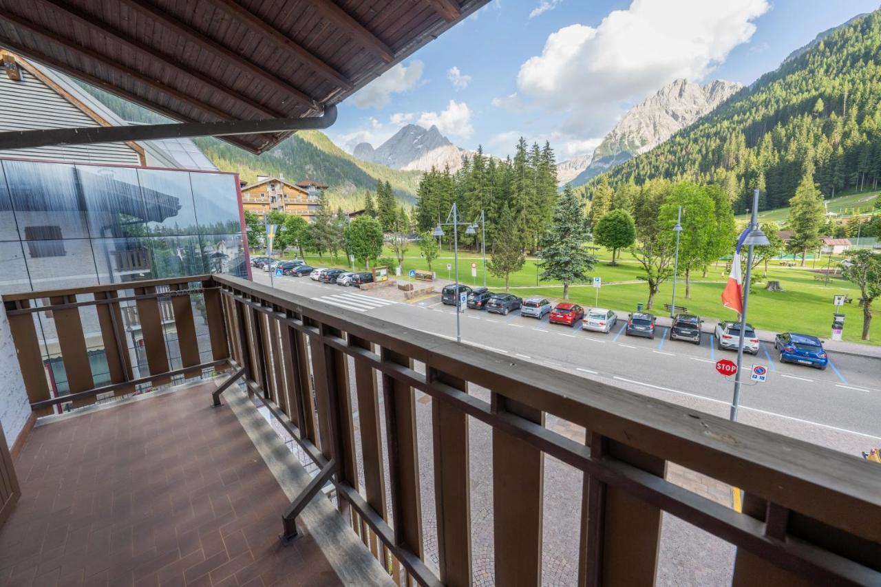 Casa Al Parco Deluxe Villa Canazei Eksteriør billede